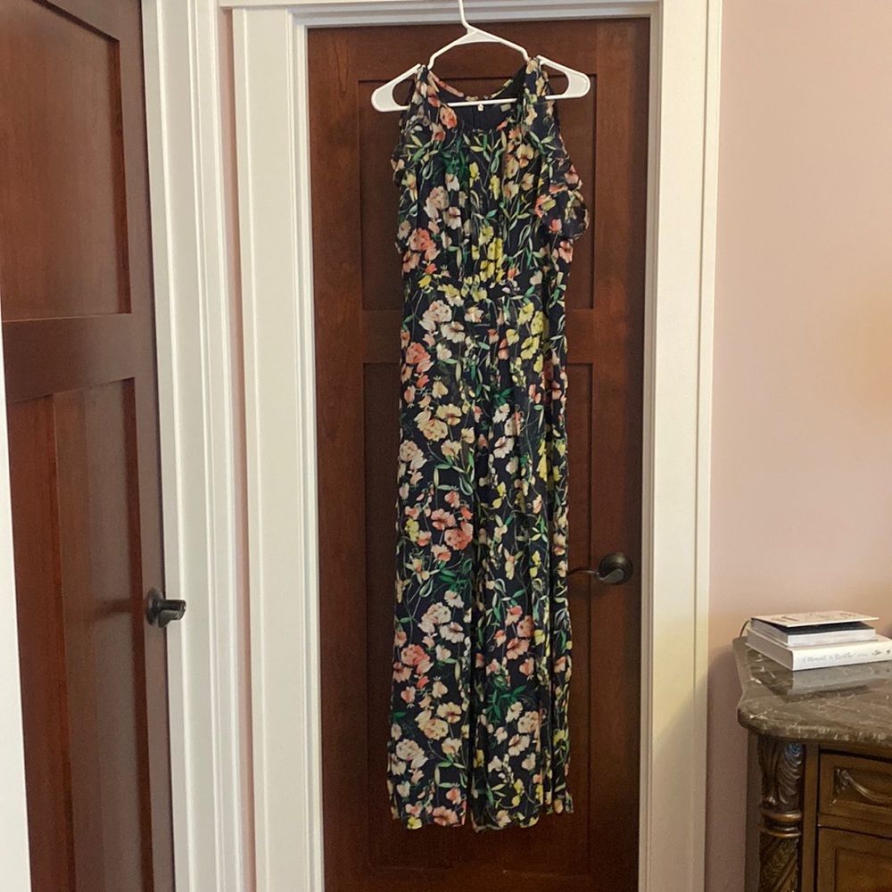 Tommy Hilfiger floral jumpsuit in a size 8.